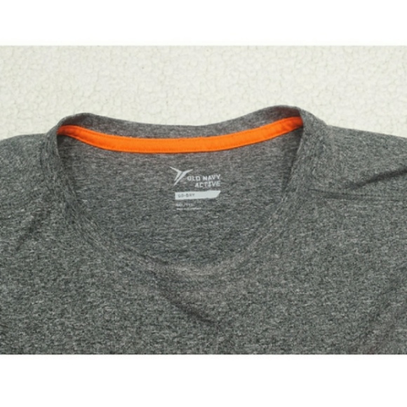 Old Navy Active shirt Gray color Size XXL - Picture 5 of 5